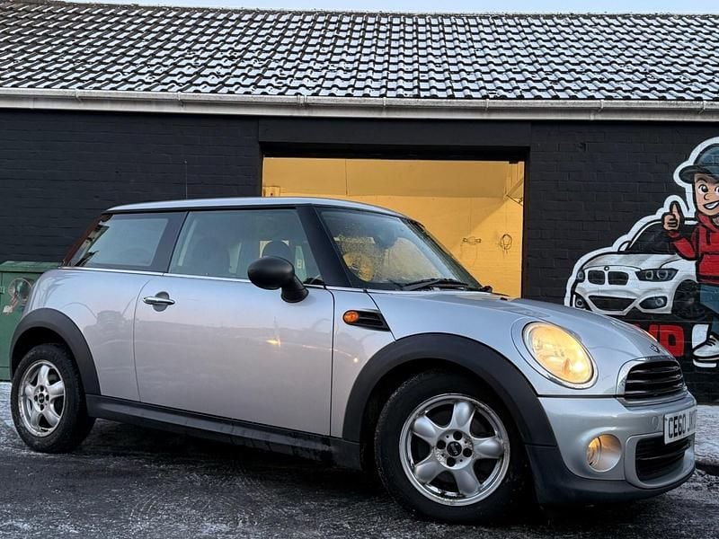 Silver Used 2010 Mini ONE Hatch Hatchback | £1,995 (Super price) - Image 1/4