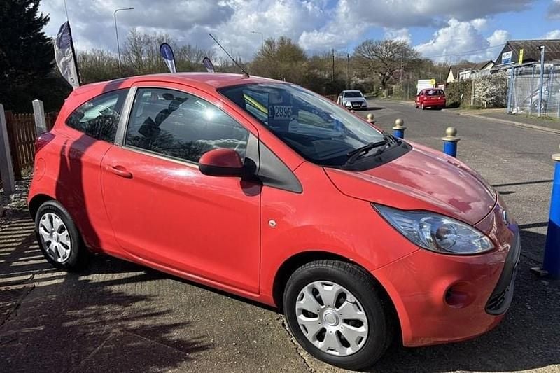 Used Ford Ka S 69 HP (50 kW) 2012 Red Hatchback