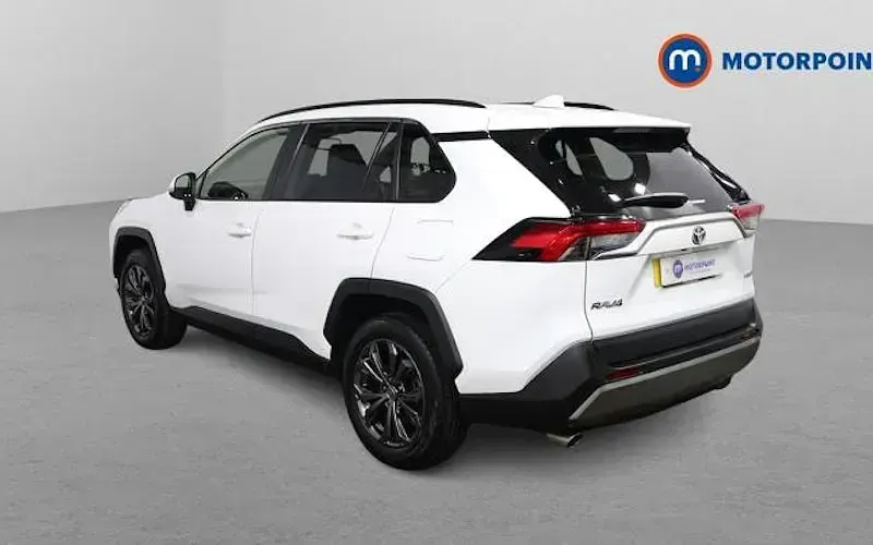 Usado Toyota RAV4 Design 218 CV (160 kW) 2025 SUV