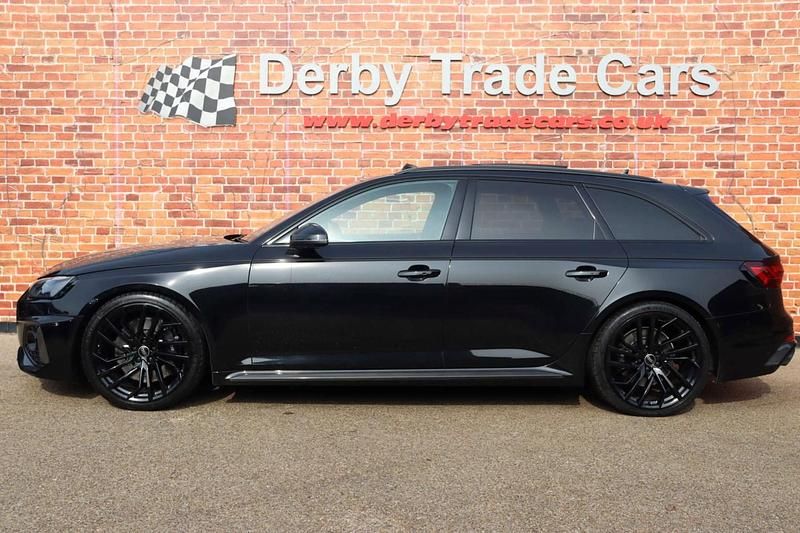 Used Audi RS4 Design 450 HP (330 kW) 2020 Black Estate