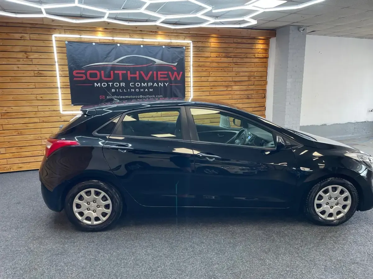 Used Hyundai i30 Classic 2012 Black Hatchback