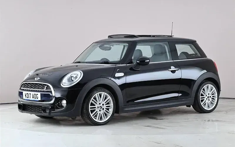 Used Mini Cooper S Hatch 192 HP (141 kW) 2017 Black Hatchback