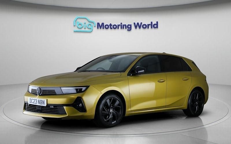 Used Vauxhall Astra 131 HP (96 kW) 2025 Hatchback