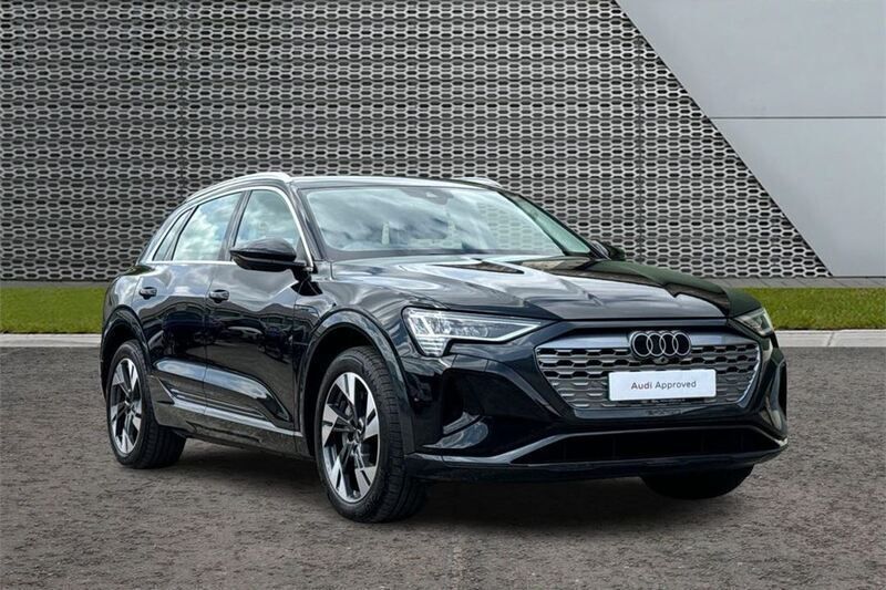 Black Used 2024 Audi Q8 e-tron Sport SUV | £42,895 (Super price) - Image 1/4