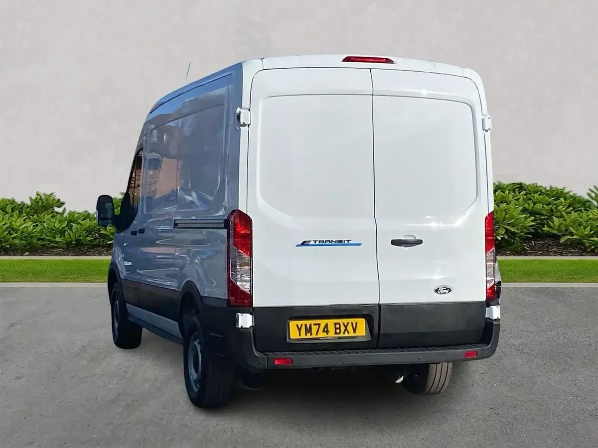 Used Ford E-Transit 197 kW (269 HP) 2024 White Van