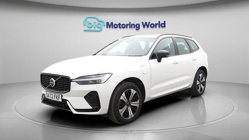 Used Volvo XC60 Plus 350 HP (257 kW) 2022 White SUV
