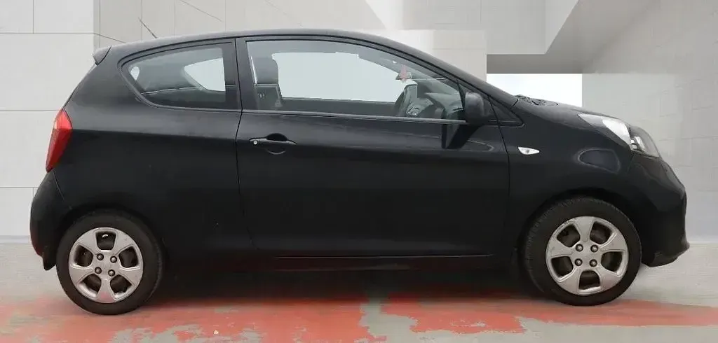 Used Kia Picanto Air 68 HP (50 kW) 2012 Black Hatchback