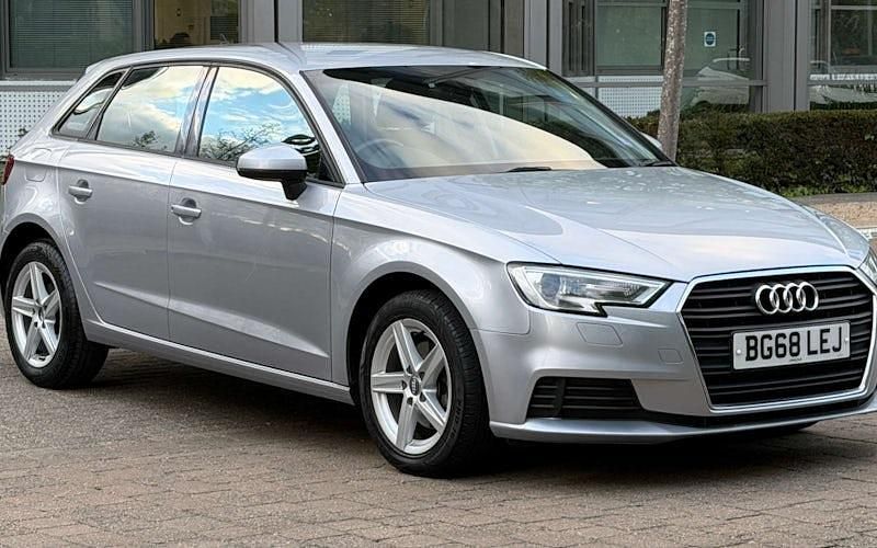 Usado Audi A3 Sportback 116 HP (85 kW) 2018 Citadino