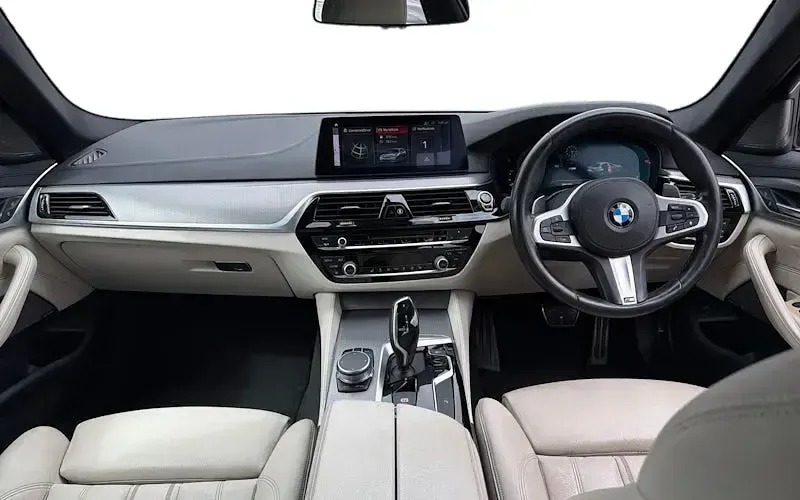 Used BMW 530 M Sport 252 HP (185 kW) 2019 Grey Sedan
