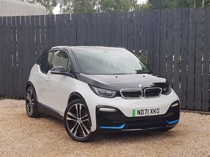 White Used 2021 BMW i3 Comfort Edition Hatchback | £13,998 (Fair price) - Image 1/4