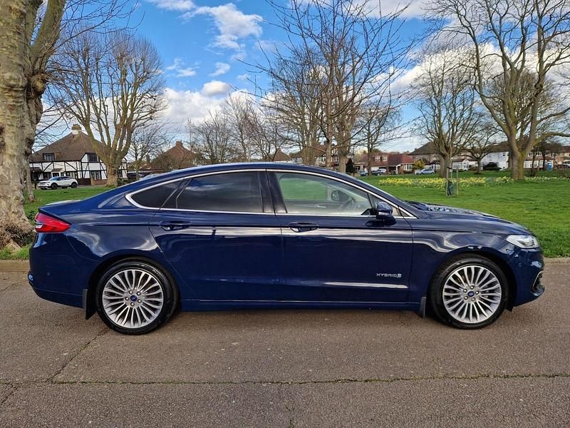 Used Ford Mondeo Titanium 2019 Blazer blue. Sedan
