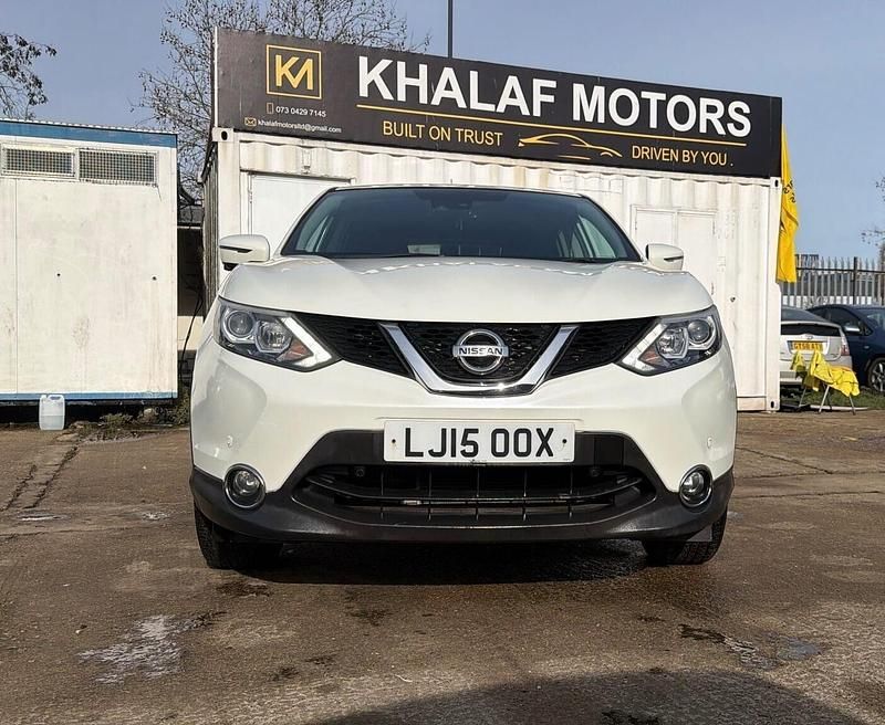 Used Nissan Qashqai N-TEC 115 HP (84 kW) 2017 White SUV