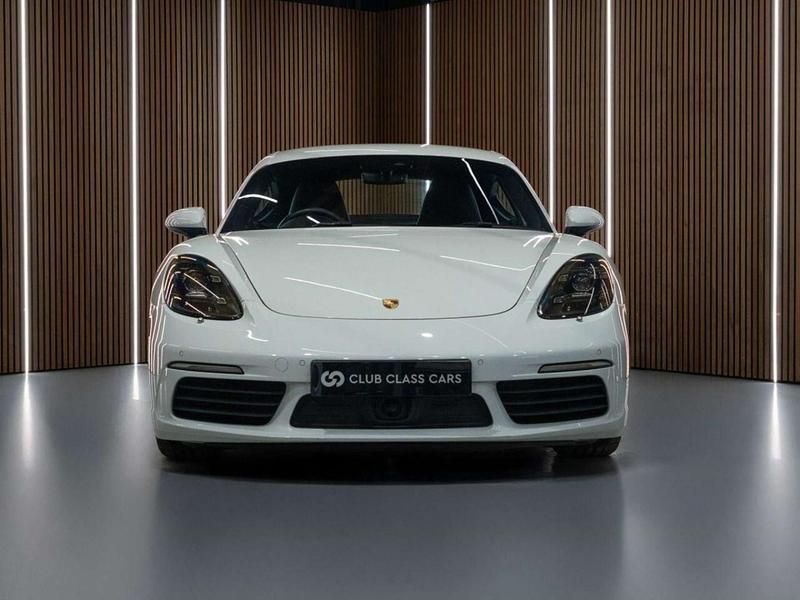 Used Porsche 718 Cayman 350 HP (257 kW) 2018 White Coupe