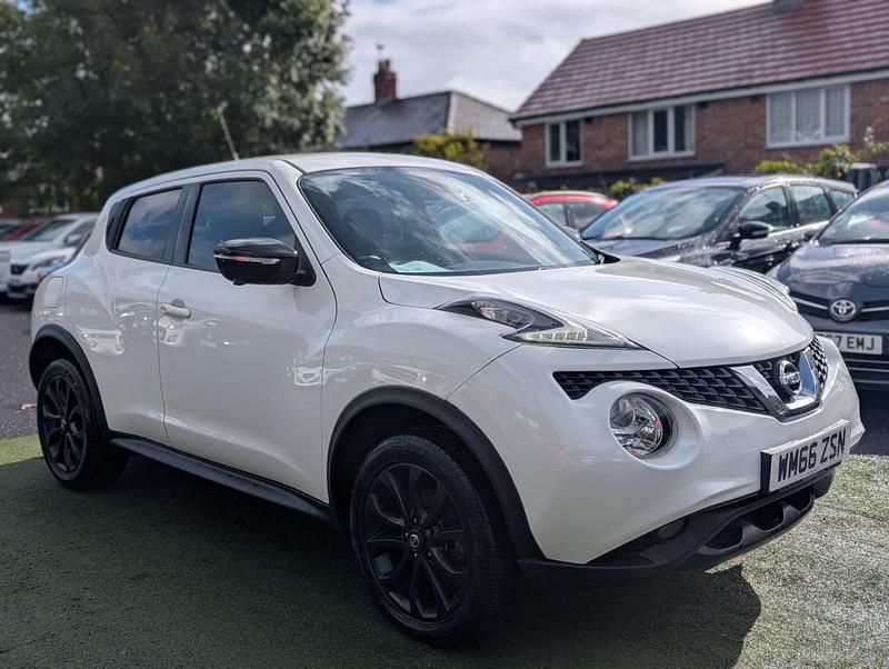 White Used 2017 Nissan Juke Tekna SUV | £5,500 (Fair price) - Image 1/3