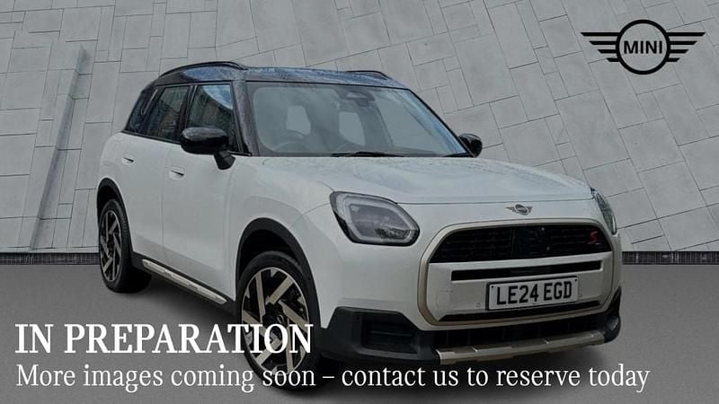 White Used 2024 Mini Countryman SUV | £31,995 (Fair price) - Image 1/4