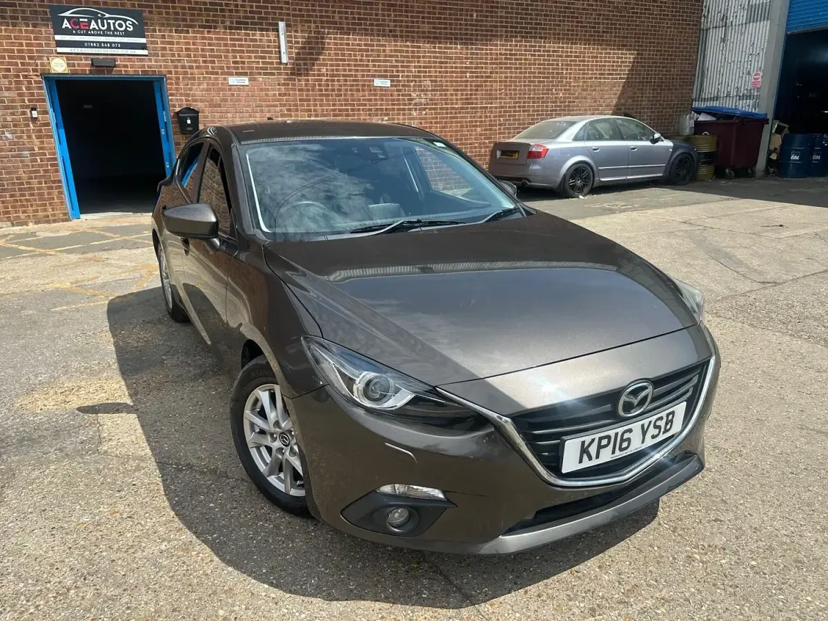 Used Mazda 3 165 HP (121 kW) 2016 Grey Hatchback