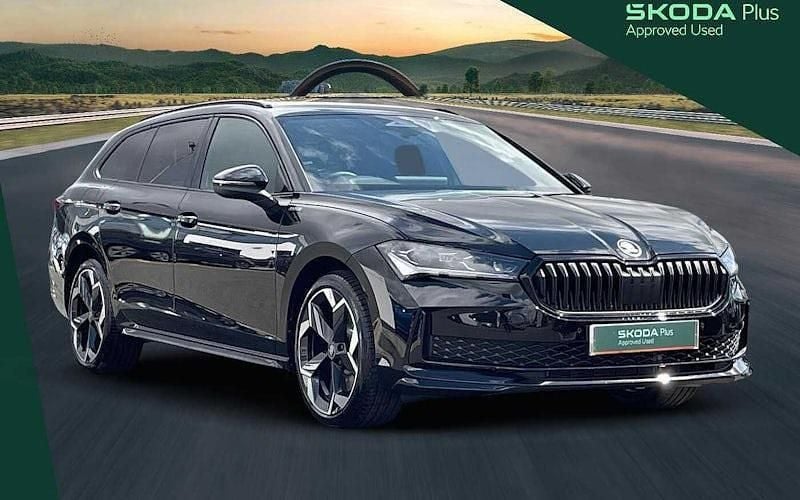 New 2026 Skoda Superb SportLine Estate | £39,079 (Fair price) - Image 1/4