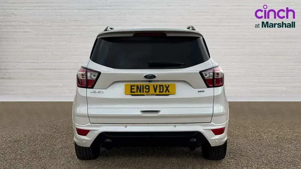 Used Ford Kuga ST-Line 180 HP (132 kW) 2019 White SUV