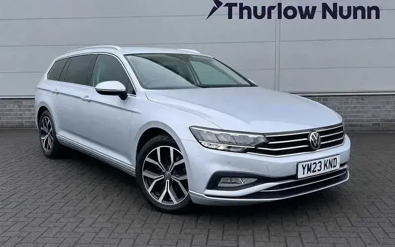 Used VW Passat SEL 150 HP (110 kW) 2023 Estate