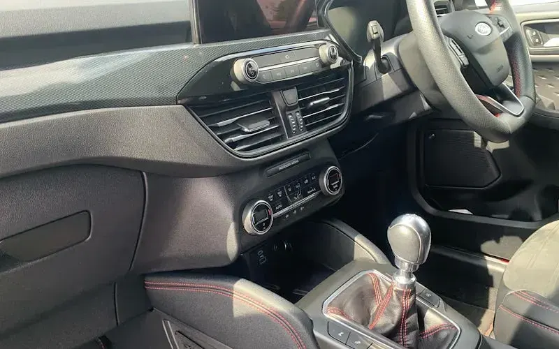 Used Ford Kuga ST-Line 150 HP (110 kW) 2020 Silver SUV