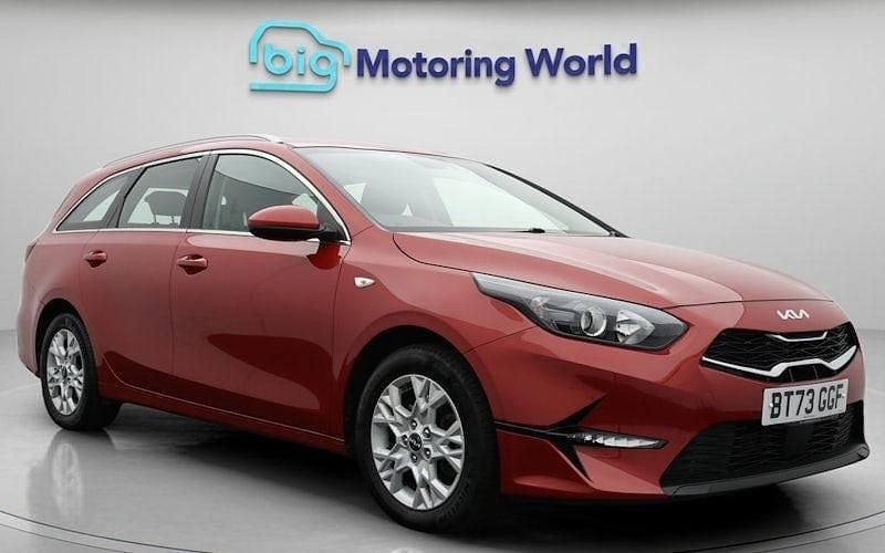 Used 2023 Kia Ceed Sportswagon Estate | £16,100 (Good price) - Image 1/4