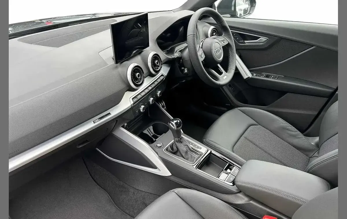 New Audi Q2 S-Line 147 HP (108 kW) 2026 Grey SUV