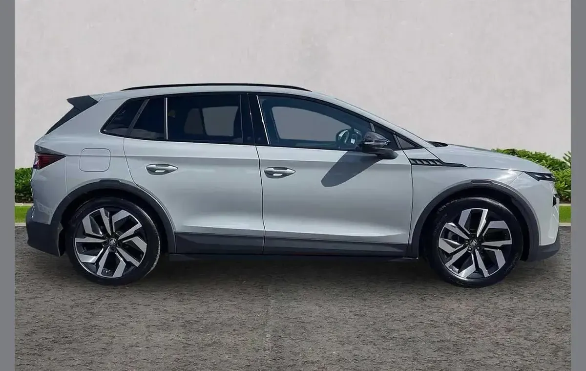 Used Skoda Elroq SportLine 210 kW (286 HP) 2025 Meteor grey SUV