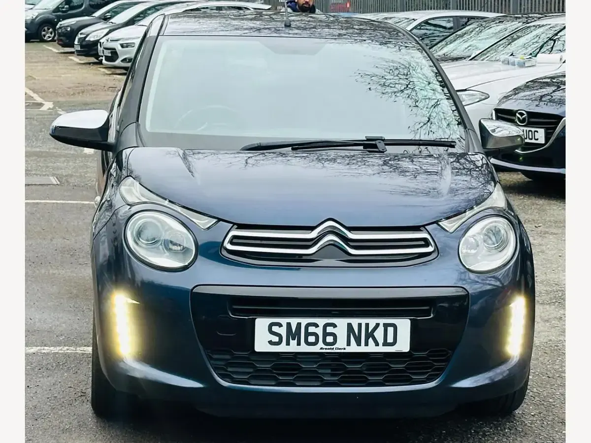 Used Citroën C1 Flair 82 HP (60 kW) 2016 Blue Hatchback