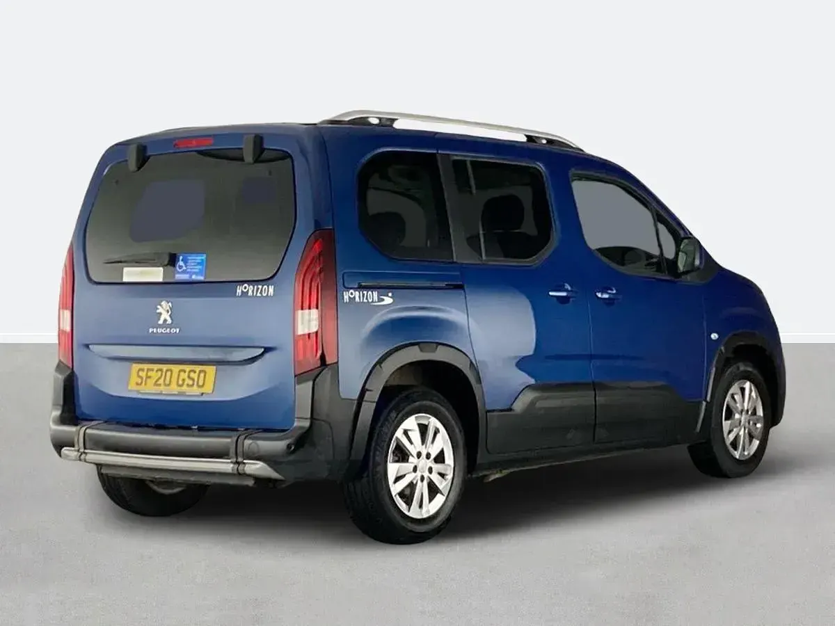 Used Peugeot Expert Allure 100 HP (73 kW) 2020 Blue Van