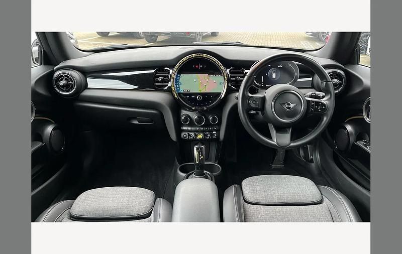 Used Mini Cooper S Level 2 135 kW (184 HP) 2023 Midnight black ii Hatchback