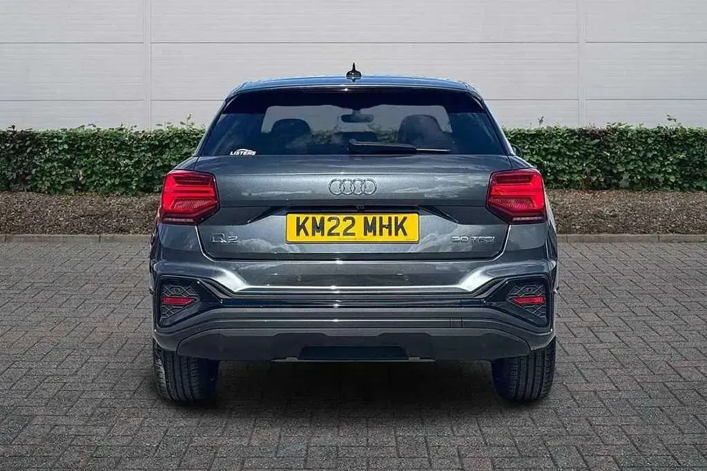 Used Audi Q2 Black Edition 108 HP (79 kW) 2022 Grey SUV