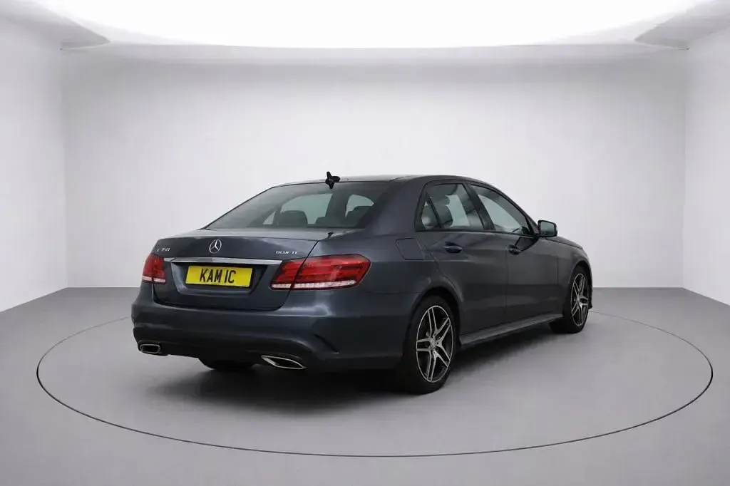 Used Mercedes E350 Premium 258 HP (189 kW) 2015 Grey Sedan
