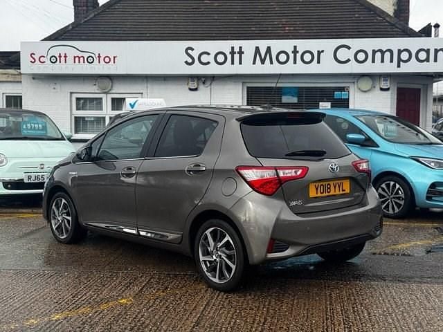 Used Toyota Yaris 100 HP (73 kW) 2018 Hatchback