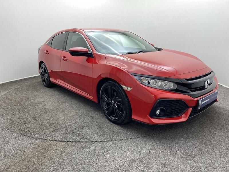 Rallye red Used 2019 Honda Civic SR Hatchback | £13,990 (Fair price) - Image 1/4