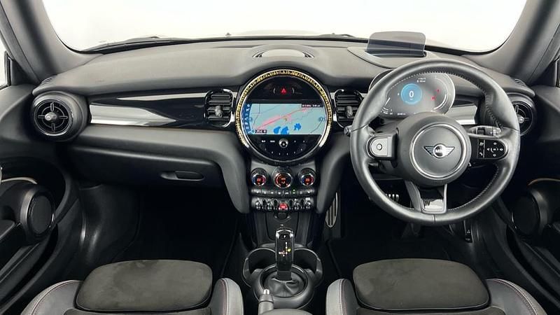 Used Mini Cooper Hatch 134 HP (98 kW) 2022 Grey Hatchback