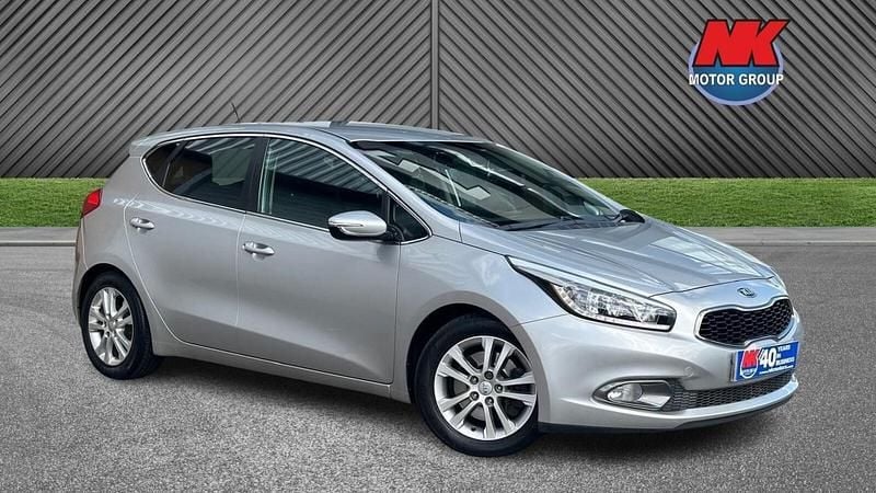 Silver Used 2014 Kia Ceed Hatchback | £6,499 (Fair price) - Image 1/4