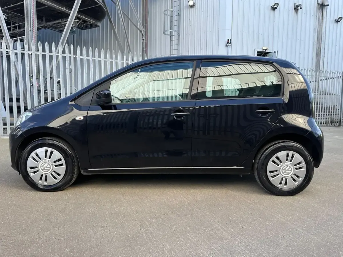 Używany VW up! Move 2026 Czarny Hatchback