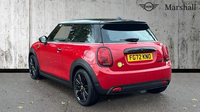Used Mini Cooper S Level 2 135 kW (184 HP) 2022 Chili red Hatchback