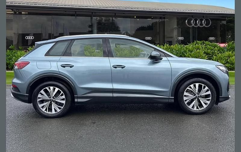 Used Audi Q4 e-tron Sport 210 kW (286 HP) 2024 Blue SUV