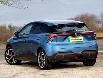 New MG MG4 EV 169 kW (231 HP) 2026 Blue Hatchback