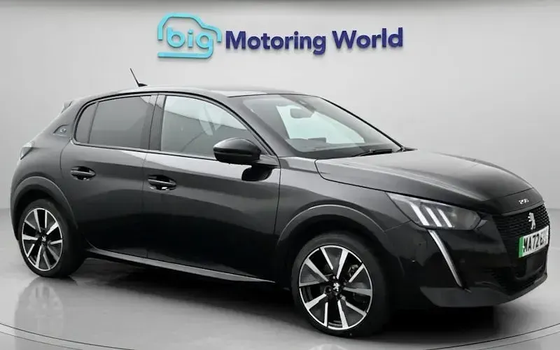 Usado Peugeot e-208 Premium 100 kW (136 CV) 2022 Utilitario