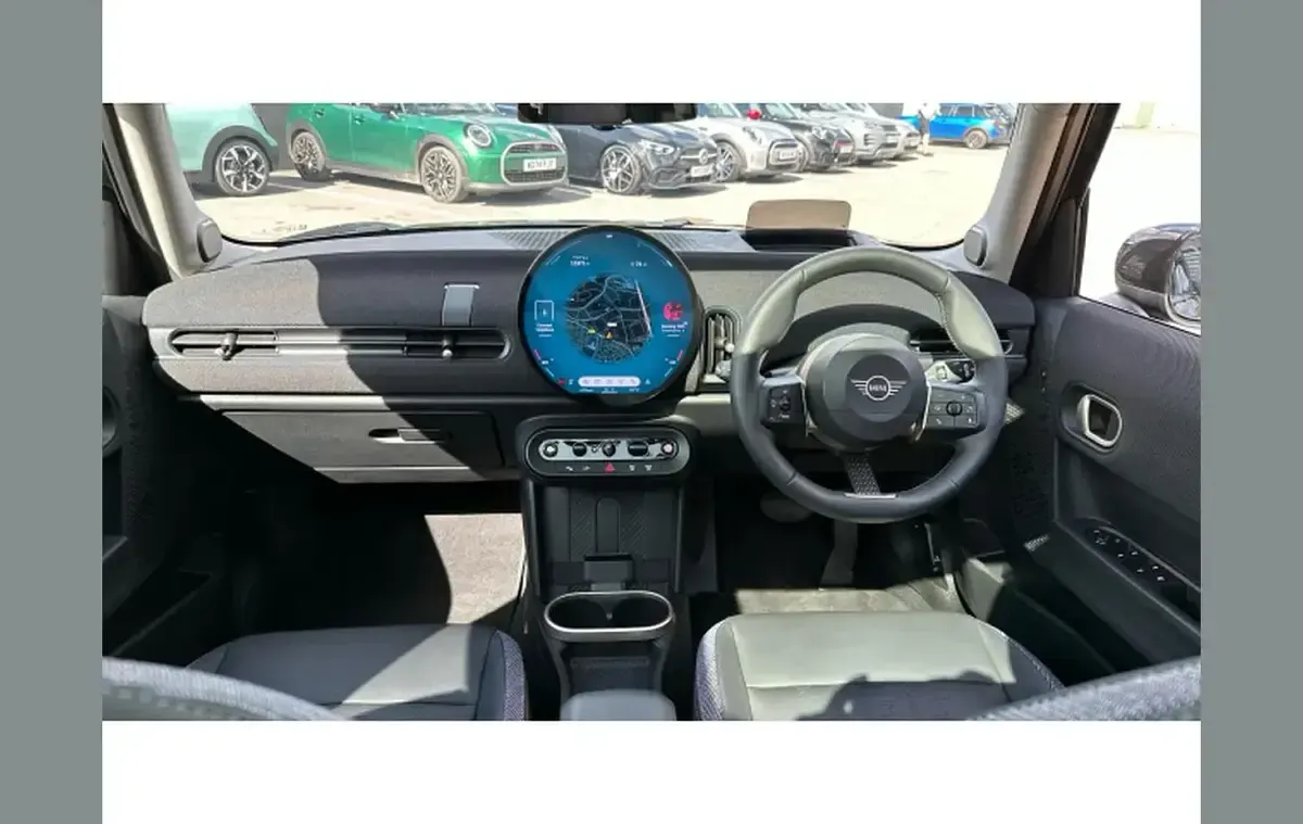 Used Mini Cooper Classic 147 kW (200 HP) 2025 Grey Hatchback