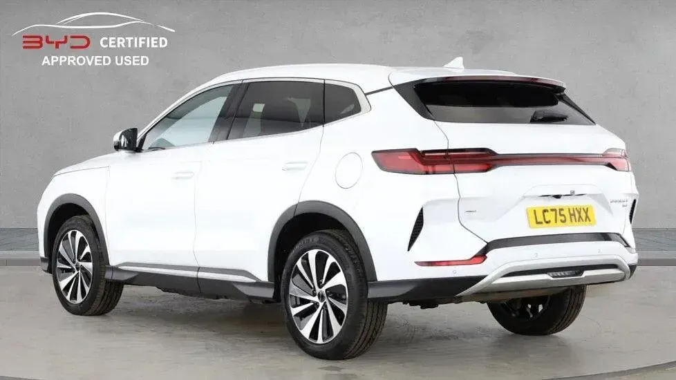Used BYD Seal U Design 324 HP (238 kW) 2025 White SUV