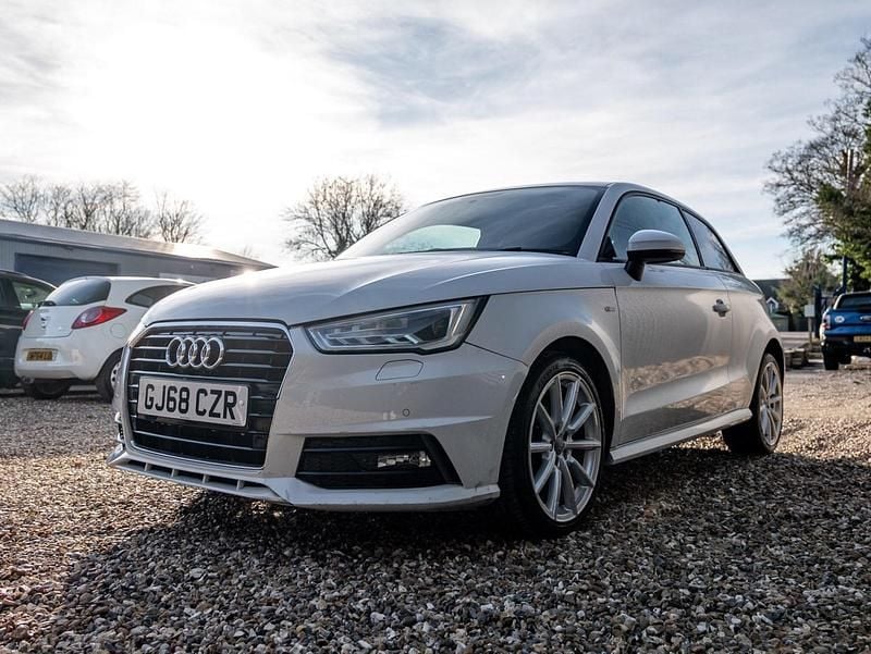 Used Audi A1 S-Line 95 HP (69 kW) 2018 White Hatchback