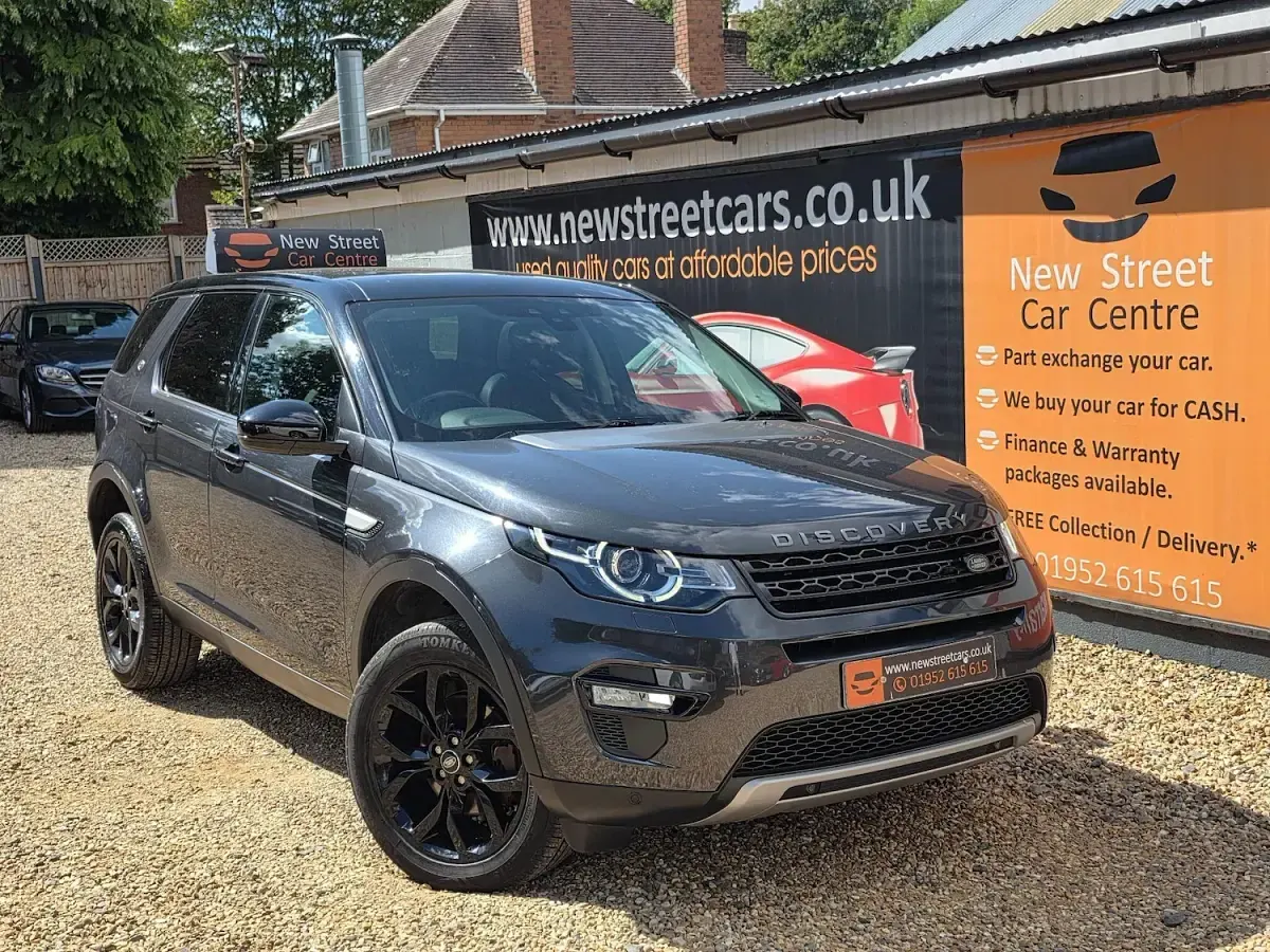 Used Land Rover Discovery Sport HSE 180 HP (132 kW) 2018 Grey SUV