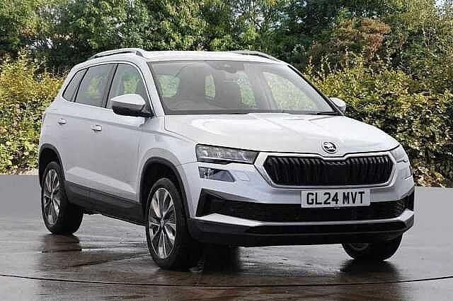 Brilliant silver metallic Used 2024 Skoda Karoq SE L SUV | £21,990 (A bit pricey) - Image 1/4