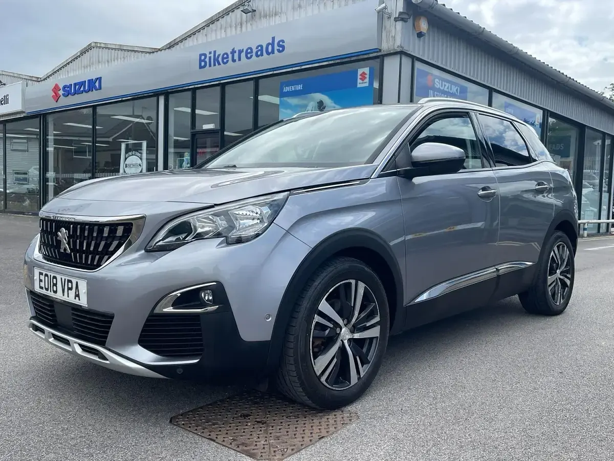 Used Peugeot 3008 Allure 130 HP (95 kW) 2018 Grey SUV