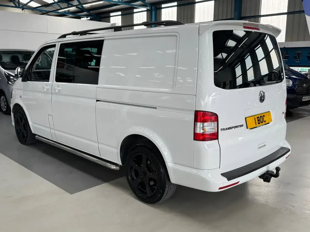 Used VW Transporter Trendline 140 HP (102 kW) 2013 White Van