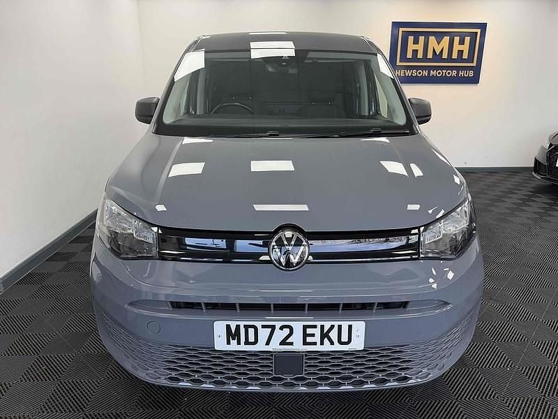 Used VW Caddy Maxi 102 HP (75 kW) 2023 Grey MPV