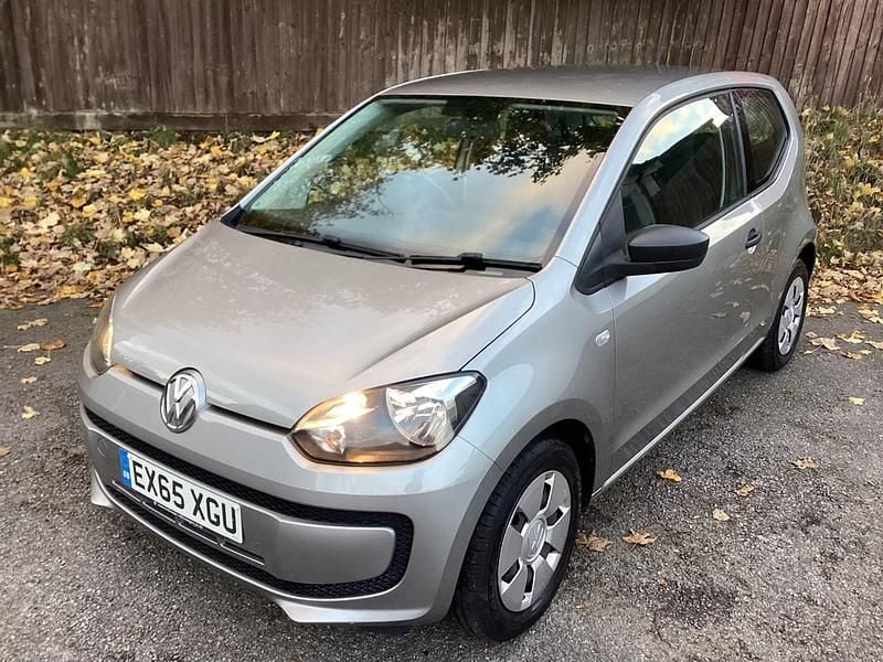 Silver Used 2015 VW up! take up! Hatchback | £5,000 (Fair price) - Image 1/4